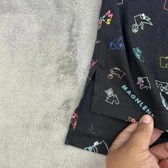 Magnlens Shirt Mens Medium Black Tank Top All Over Print Logo Workout Mesh Tee - Picture 6 of 10